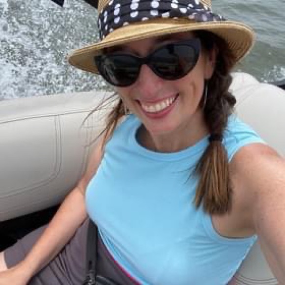 Meet your Posher, Julie - Picture 5 of 5